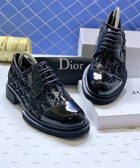 chuassure dior|dior shoes men.